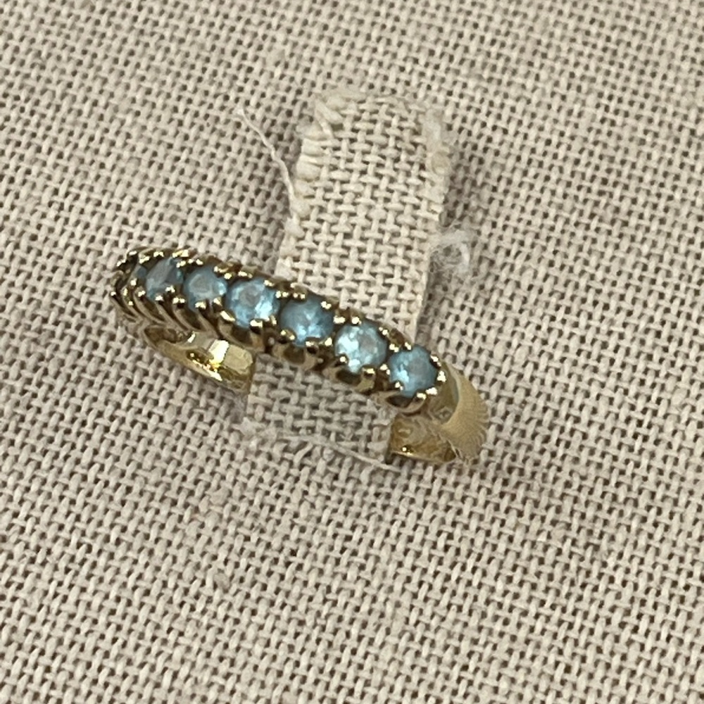 ✨ Vintage 10K Gold Natural Aquamarine Band Ring – Estate Beauty! ✨ - Picture 3 of 17